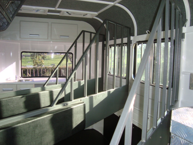 Verlängerter Winkellast-Pferdewagen für 2 Pferde