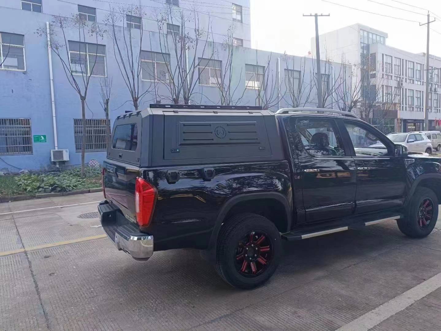 LKW-Kappe und Topper