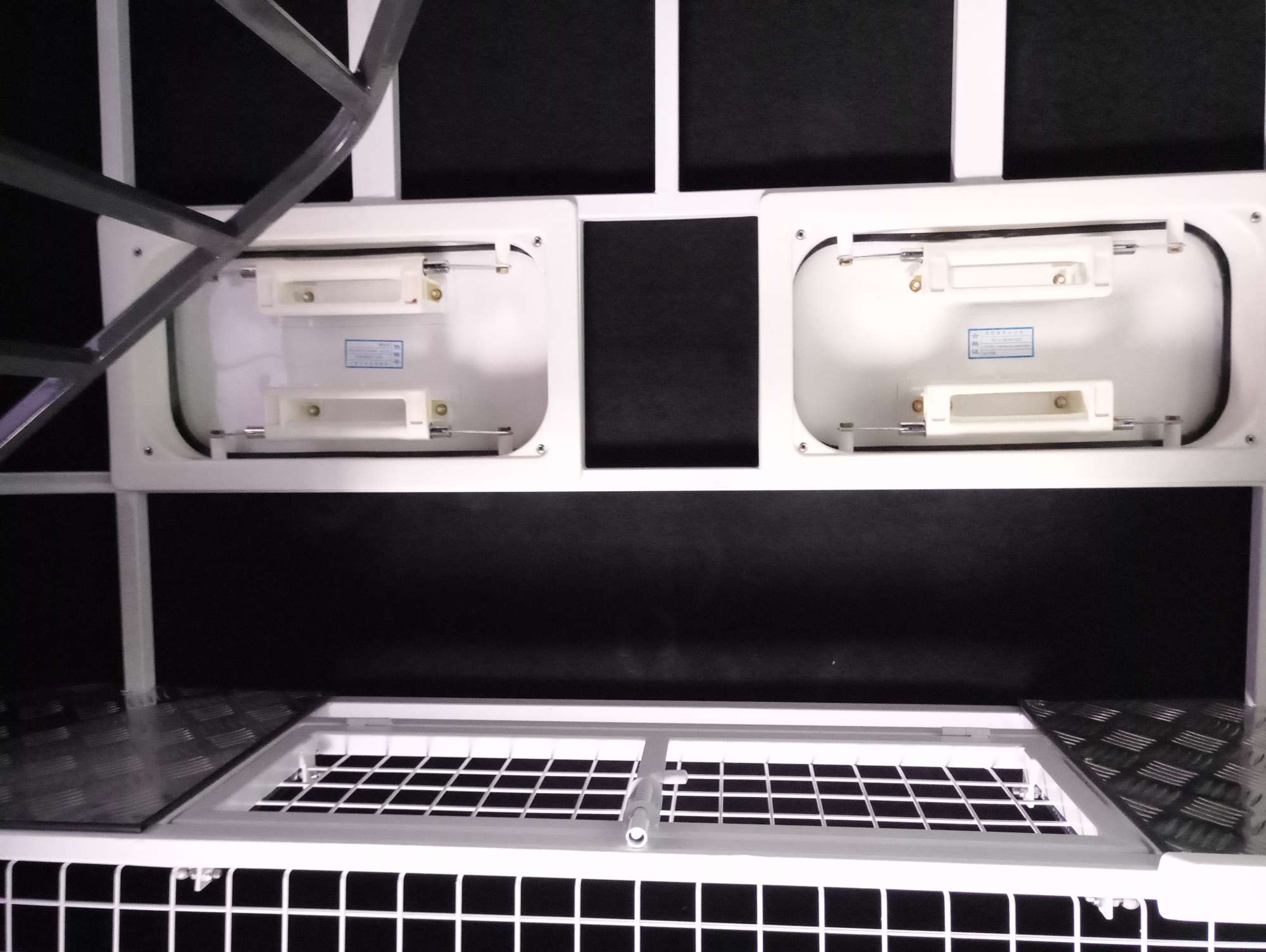 Deluxe-Pferdepose für 3 Pferde