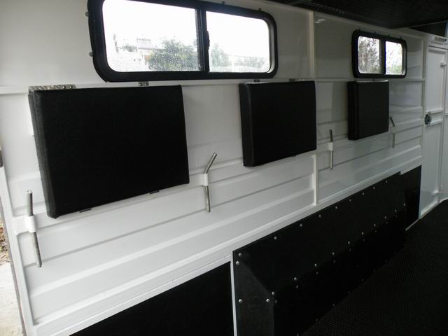 Deluxe-Pferdepose für 3 Pferde