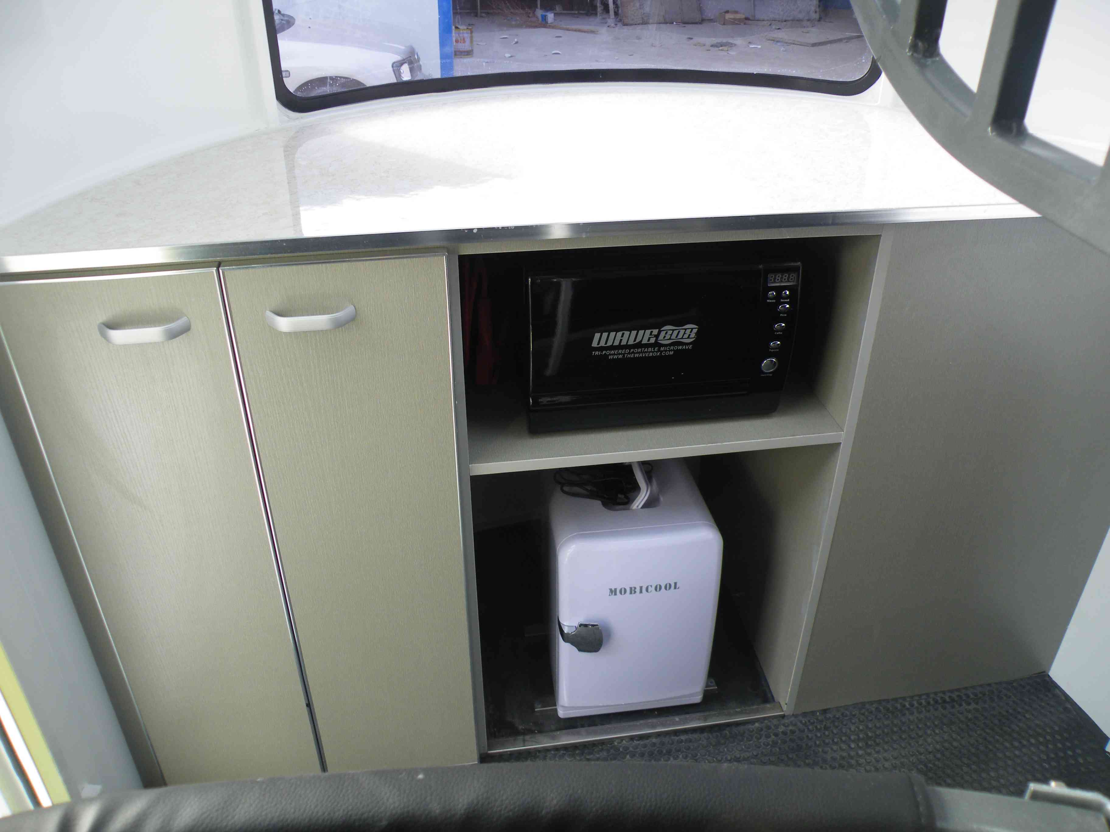 Deluxe-Pferdepose für 2 Pferde