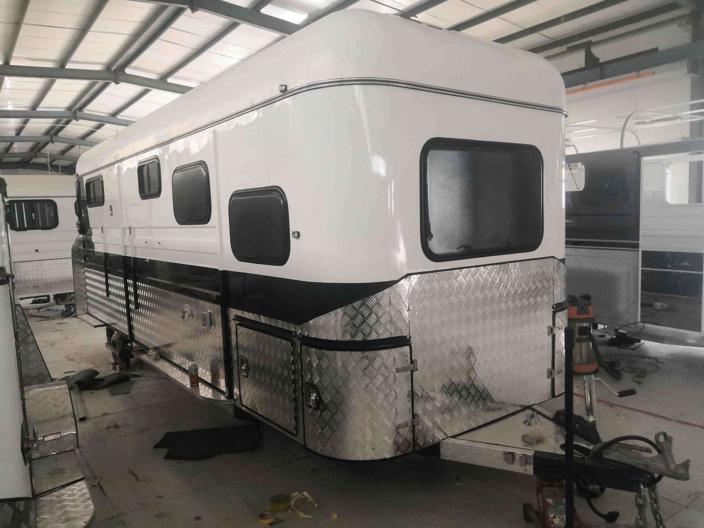 Maßgeschneiderte Pferdepose