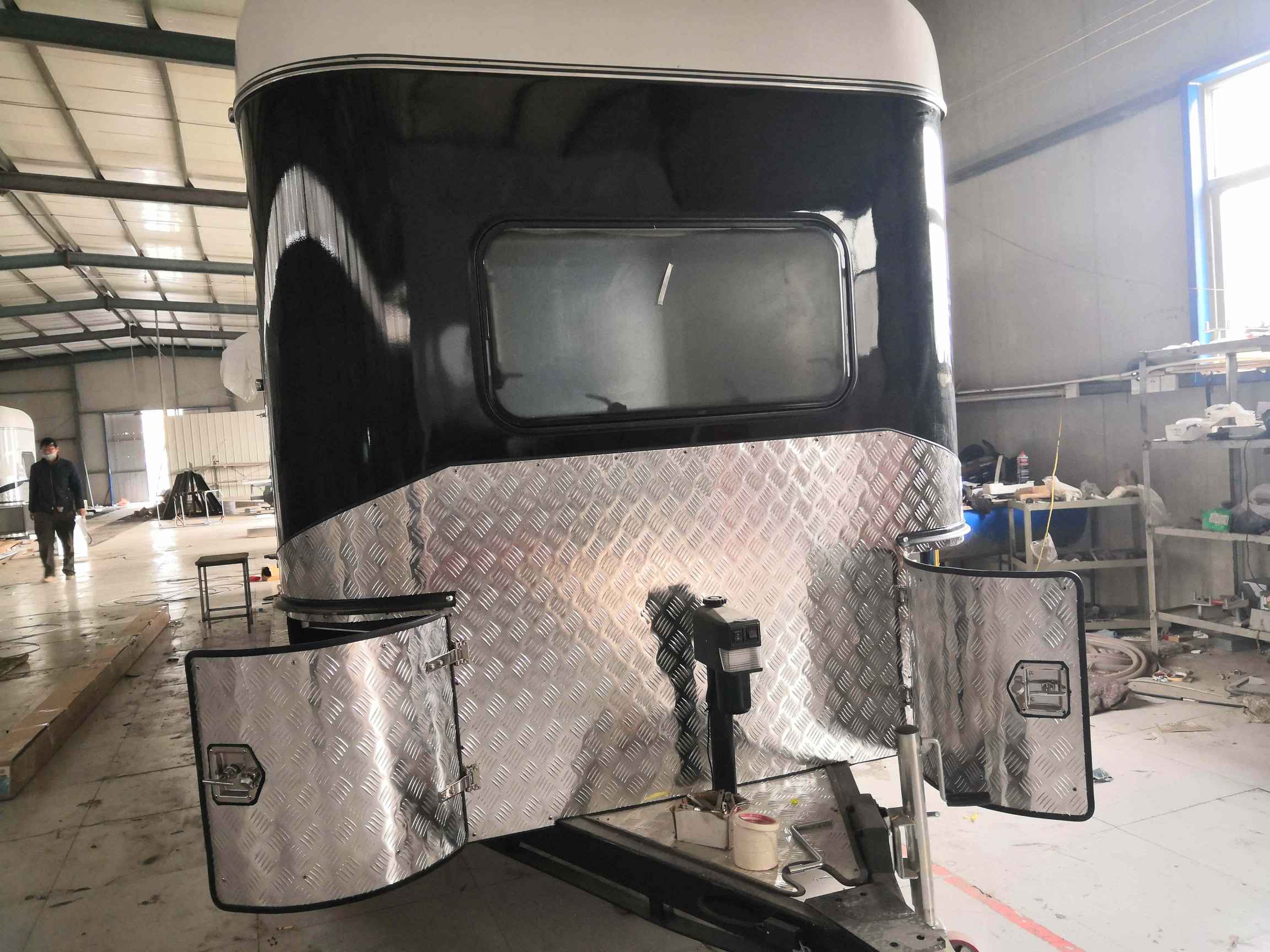 Maßgeschneiderte Pferdepose