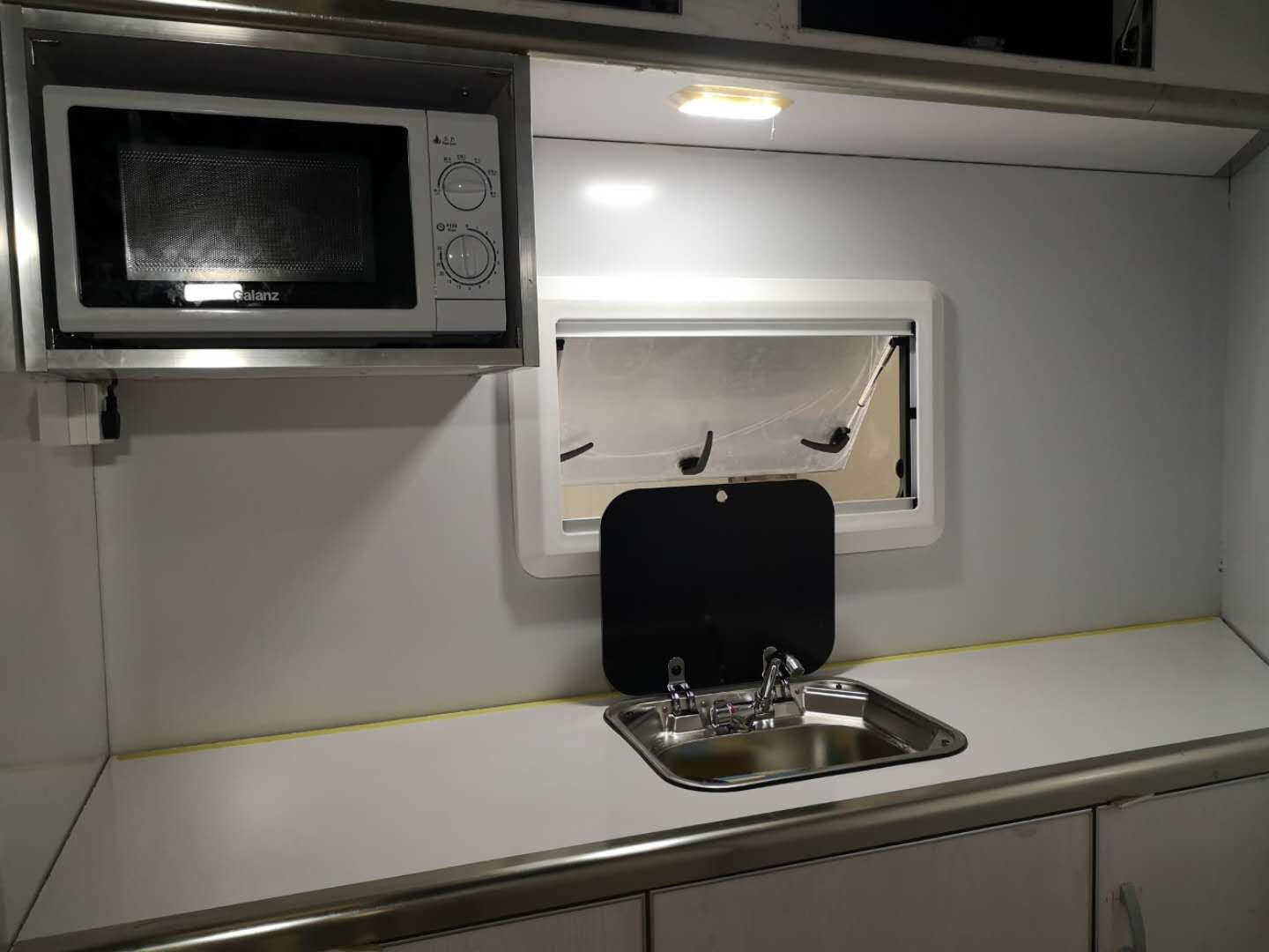 Maßgeschneiderte Pferdepose