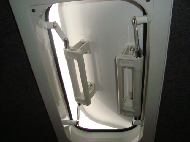 Deluxe Typ 2 Horses Angle Load Horse Trial