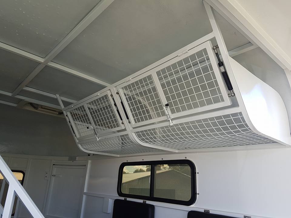 Standard-Typ-2-Pferde-Winkellast-Pferdeanhänger