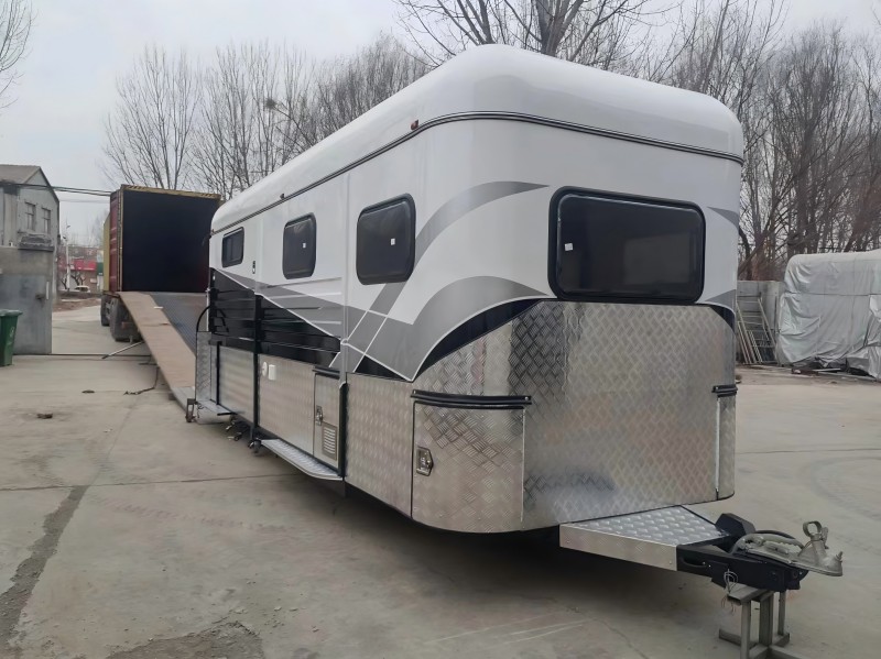 Maßgeschneiderter, quadratischer Vorderwagen für Pferde