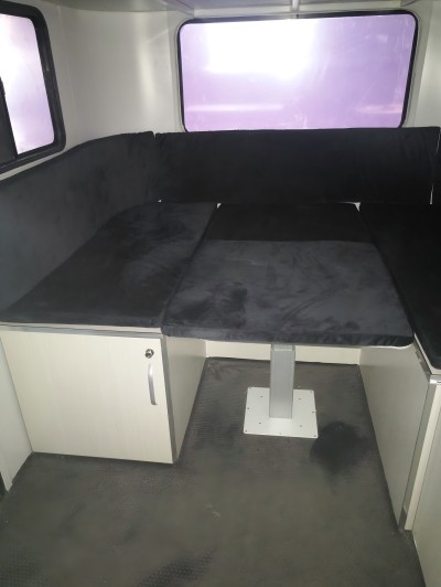 Maßgeschneiderter, quadratischer Vorderwagen für Pferde